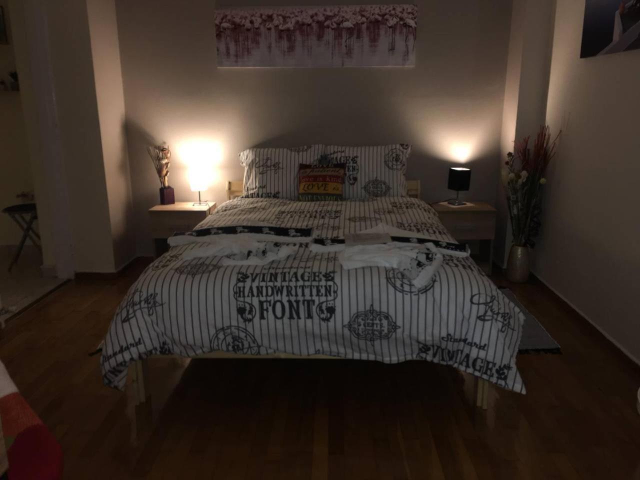 La Vie En Rose Studio,Close To Beach, Paleo Faliro Athen Exterior foto